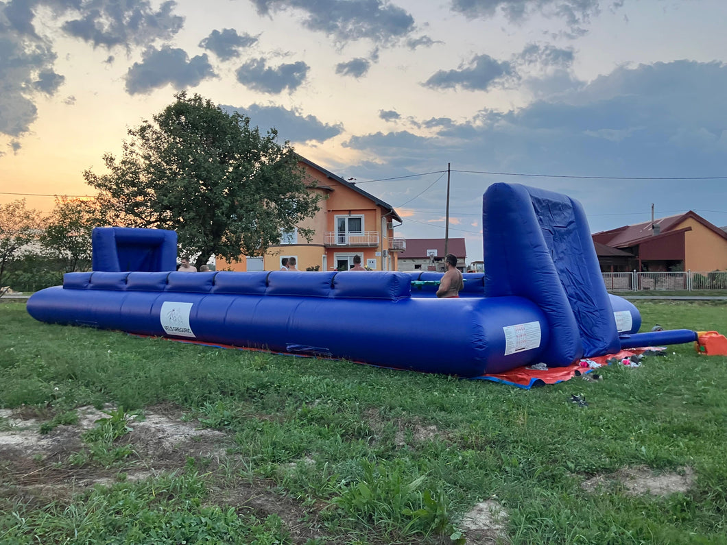 Napuhanac - ljudski stolni nogomet 14x6m